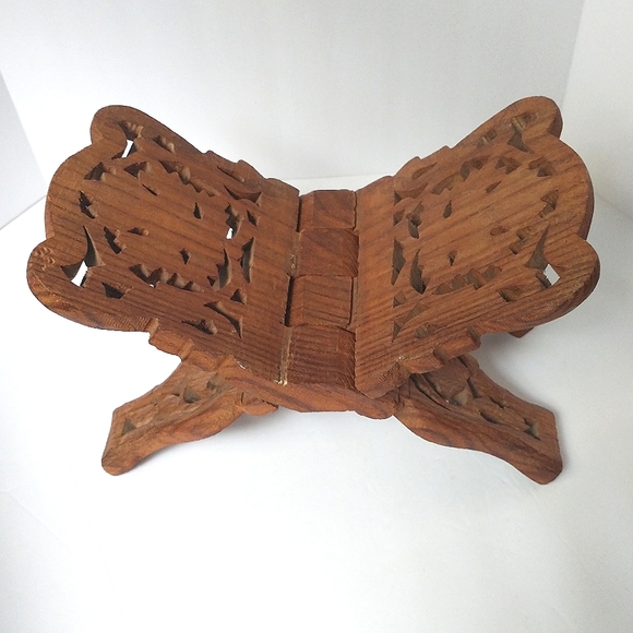 Vintage Carved Wood Book Holder/Bible Holder/Cook Book Holder - Picture 8 of 9